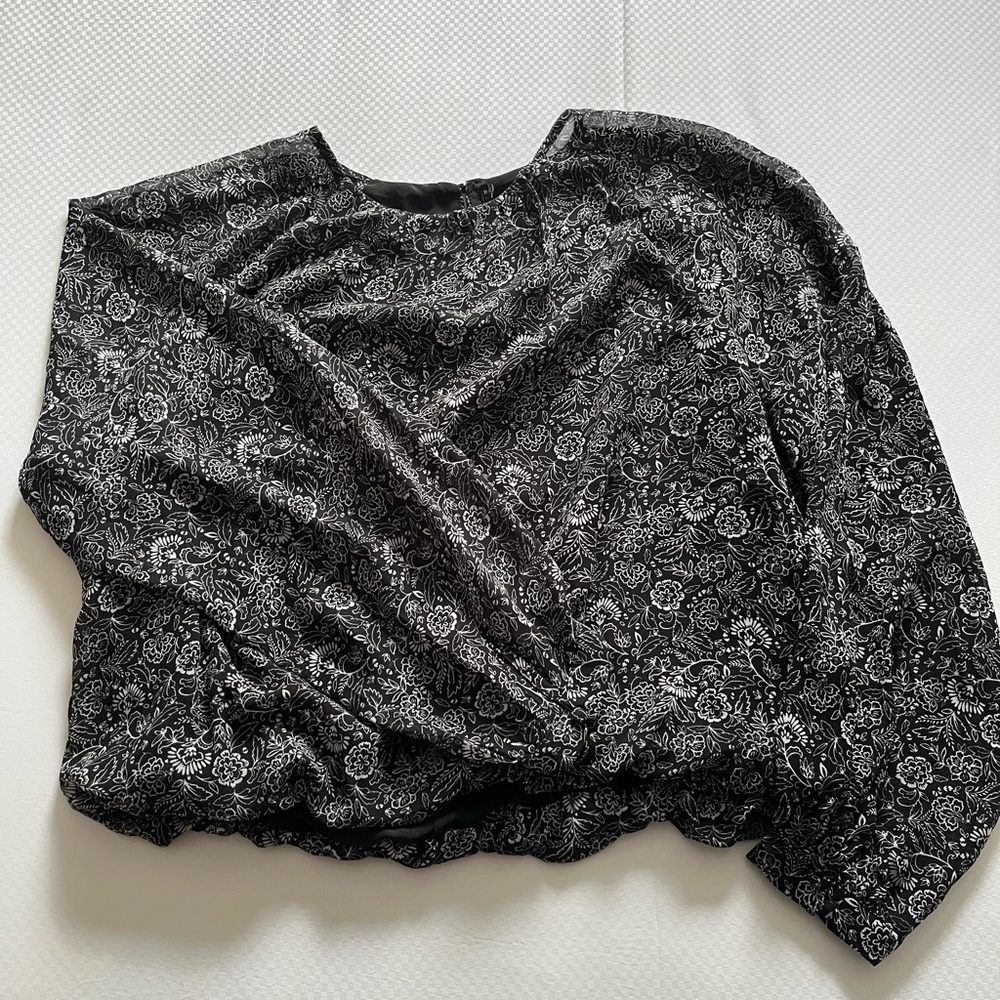 Dex balloon hem blouse